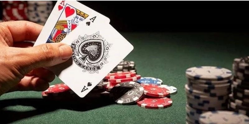 Quản lý chip và xây chiến lược dài hạn trong Poker online